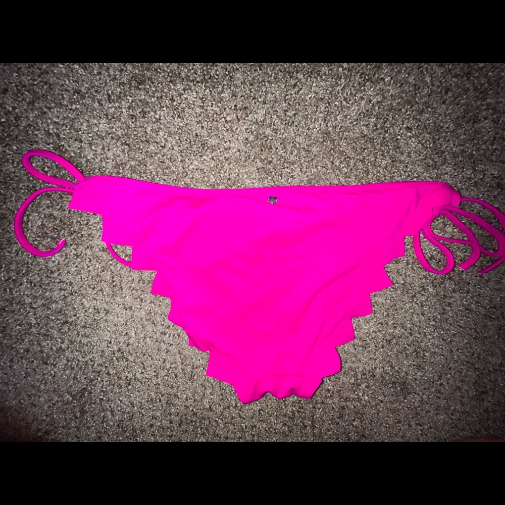 NWOT Victoria’s Secret Pink Small String Bikini Bottoms in Fusha